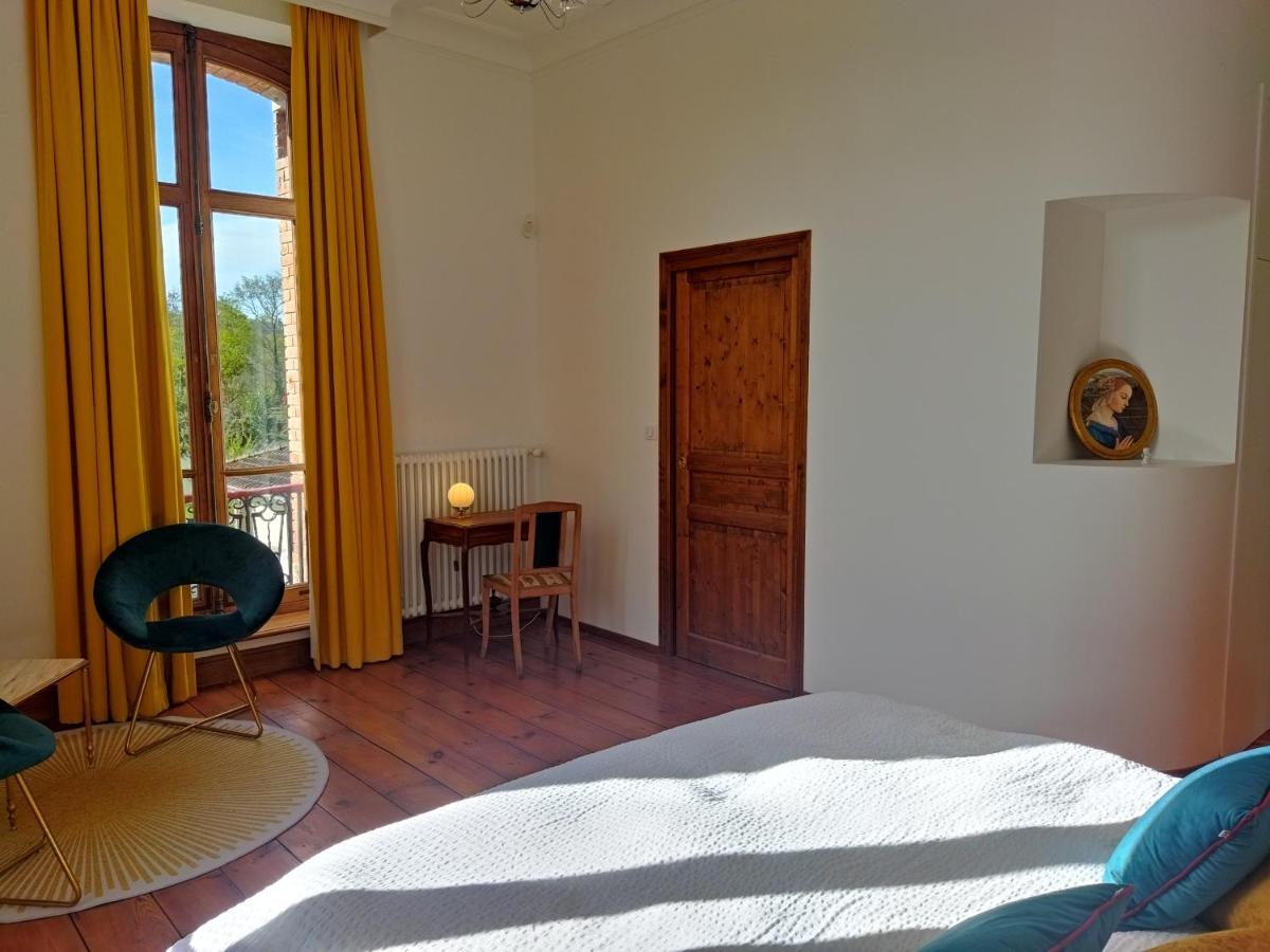 Domaine De La Tisnere Bed & Breakfast Gelos Luaran gambar