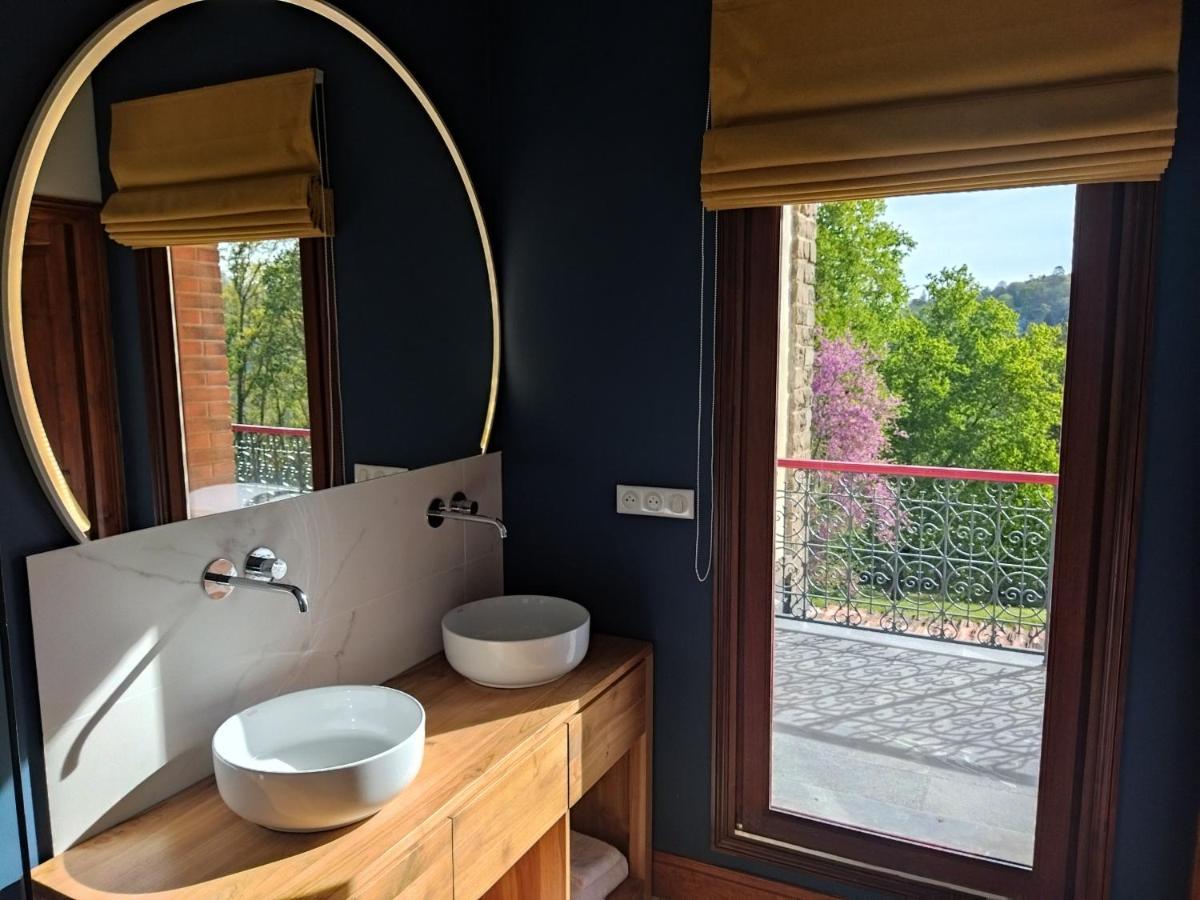Domaine De La Tisnere Bed & Breakfast Gelos Luaran gambar